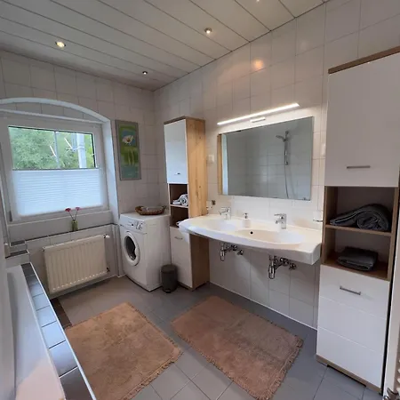 شقة Carl سيفيلد ان تيرول